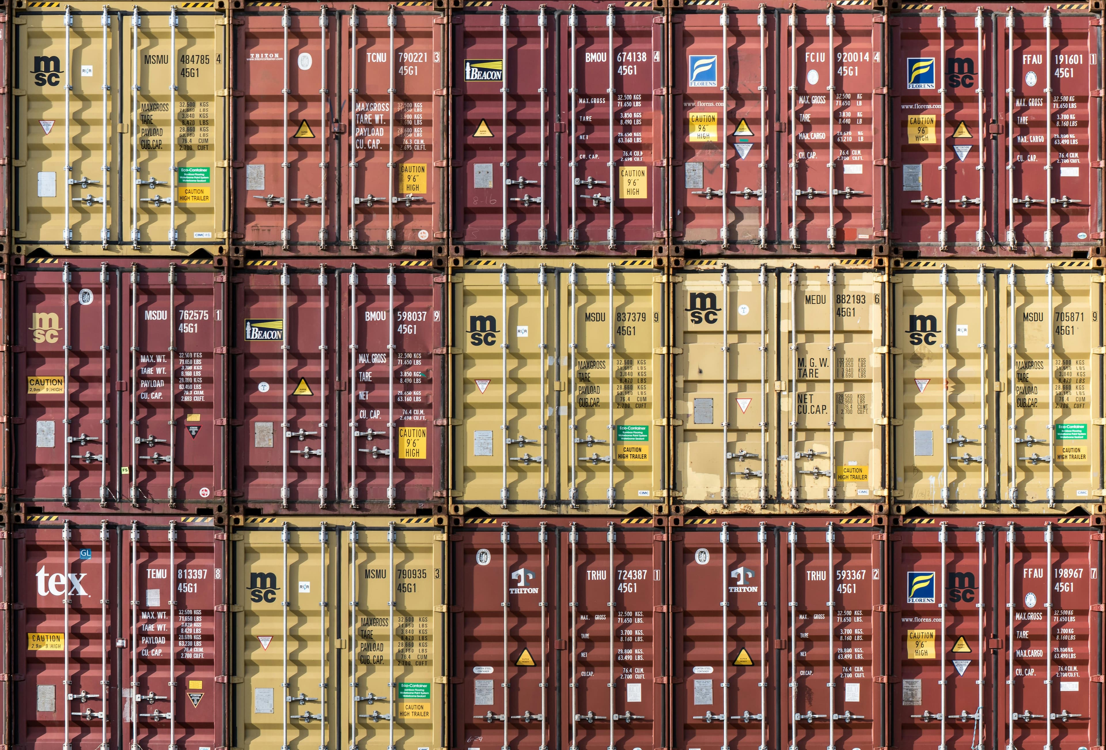 Containerwand als Symbol fuer CN-Codes und Importpositionen